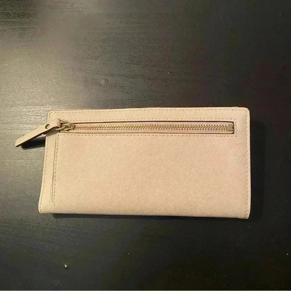 Kate Spade Wallet - Picture 6 of 6